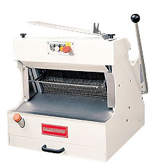 Brotschneidemaschine ARM-608